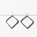 Pendientes rombo ancho plateado