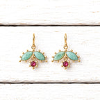 Pendientes flor hojas