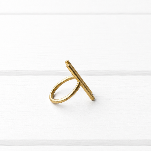 Anillo doble barra dorado