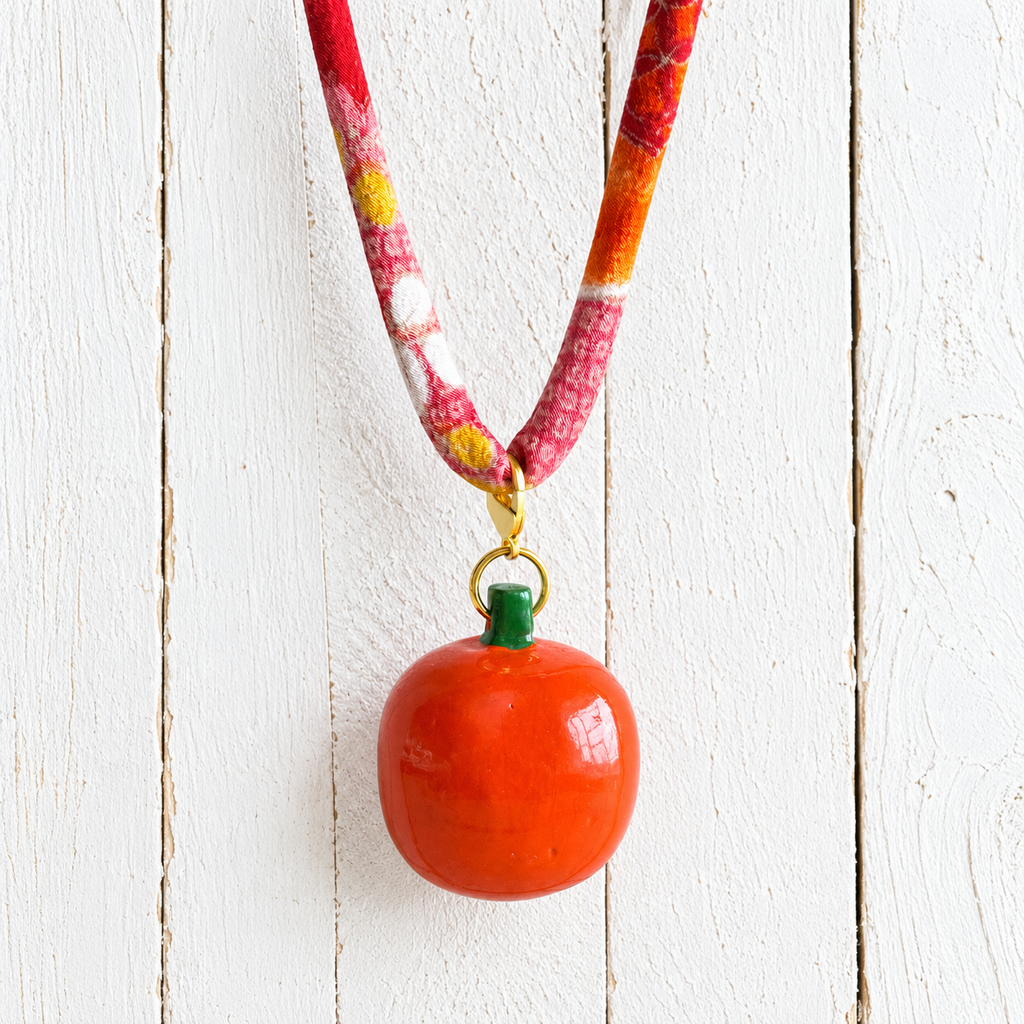 Collar cinta naranja