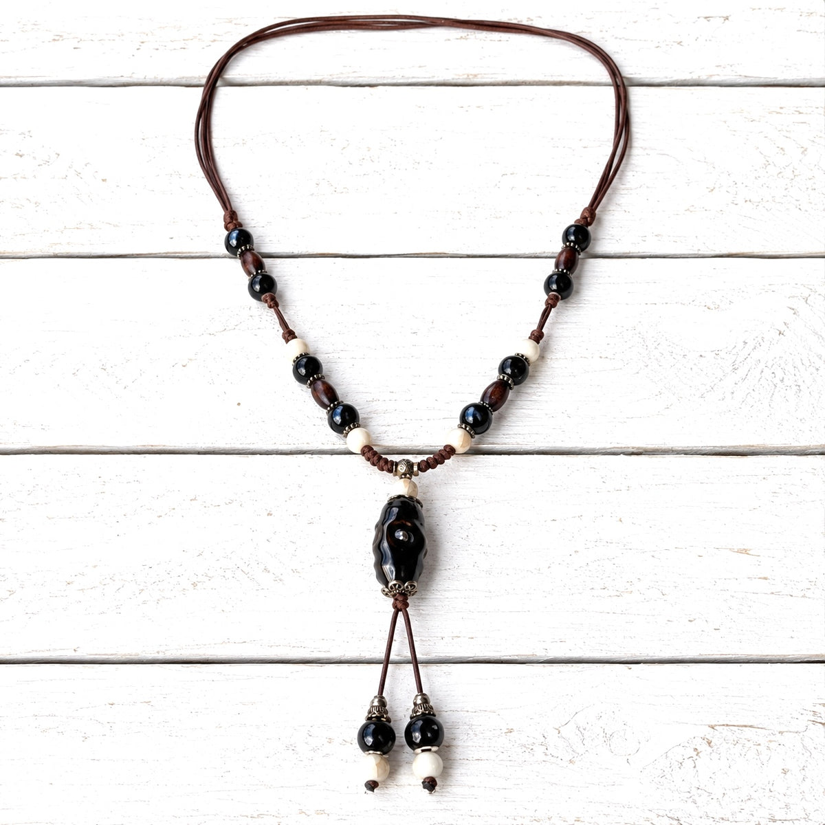 Collar cerámica negro