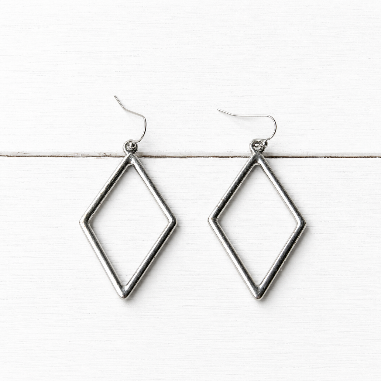 Pendientes rombo plateado