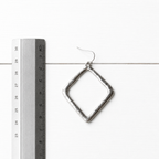 Pendientes rombo ancho plateado
