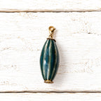 Charm gota cerámica verde