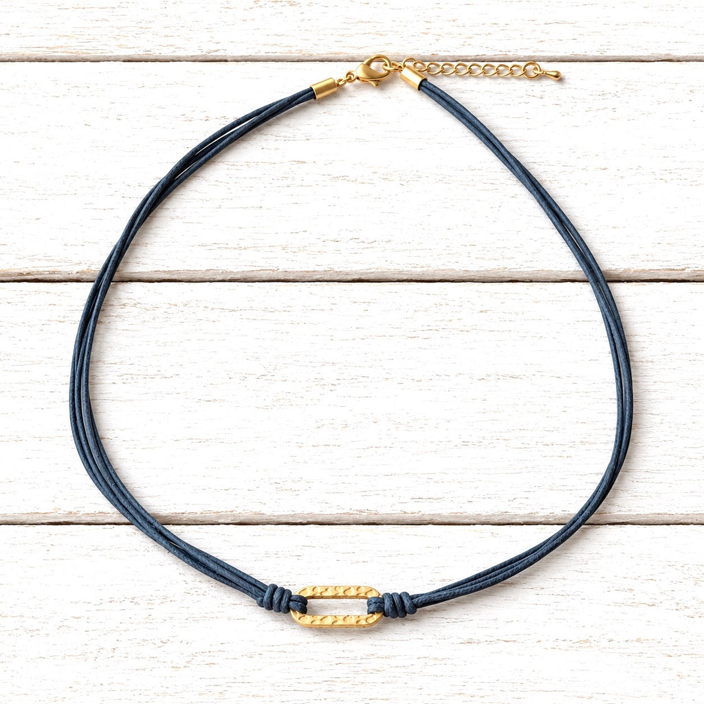 Gargantilla rectangular azul