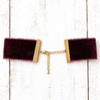 Gargantilla choker terciopelo granate titanic