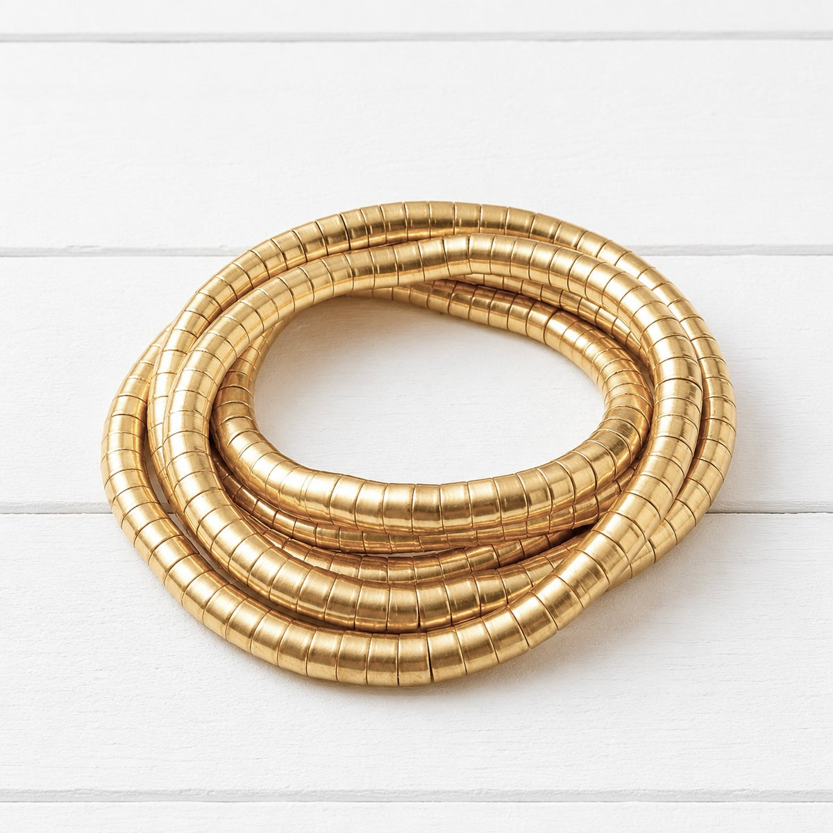 Collar moldeable dorado