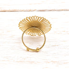 Anillo flor acero dorado mate