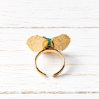 Anillo flor tela