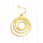 Pendientes espiral dorado
