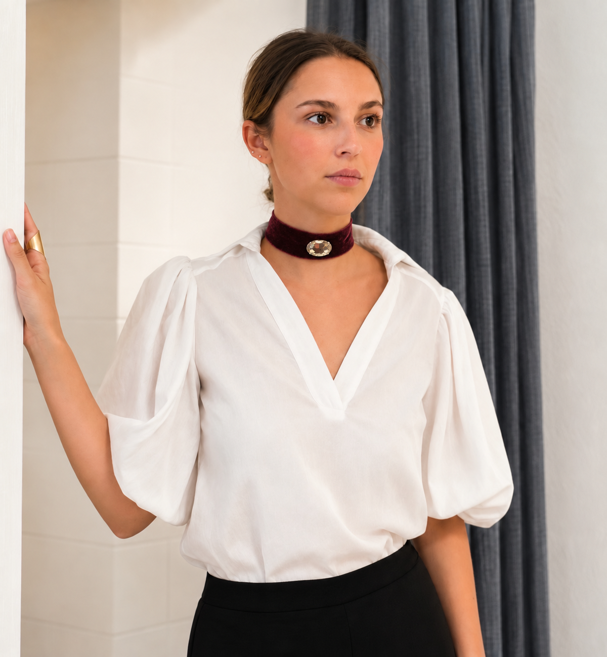 Gargantilla choker terciopelo granate titanic
