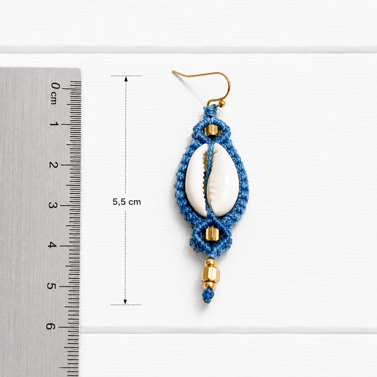 Pendientes macramé concha azul