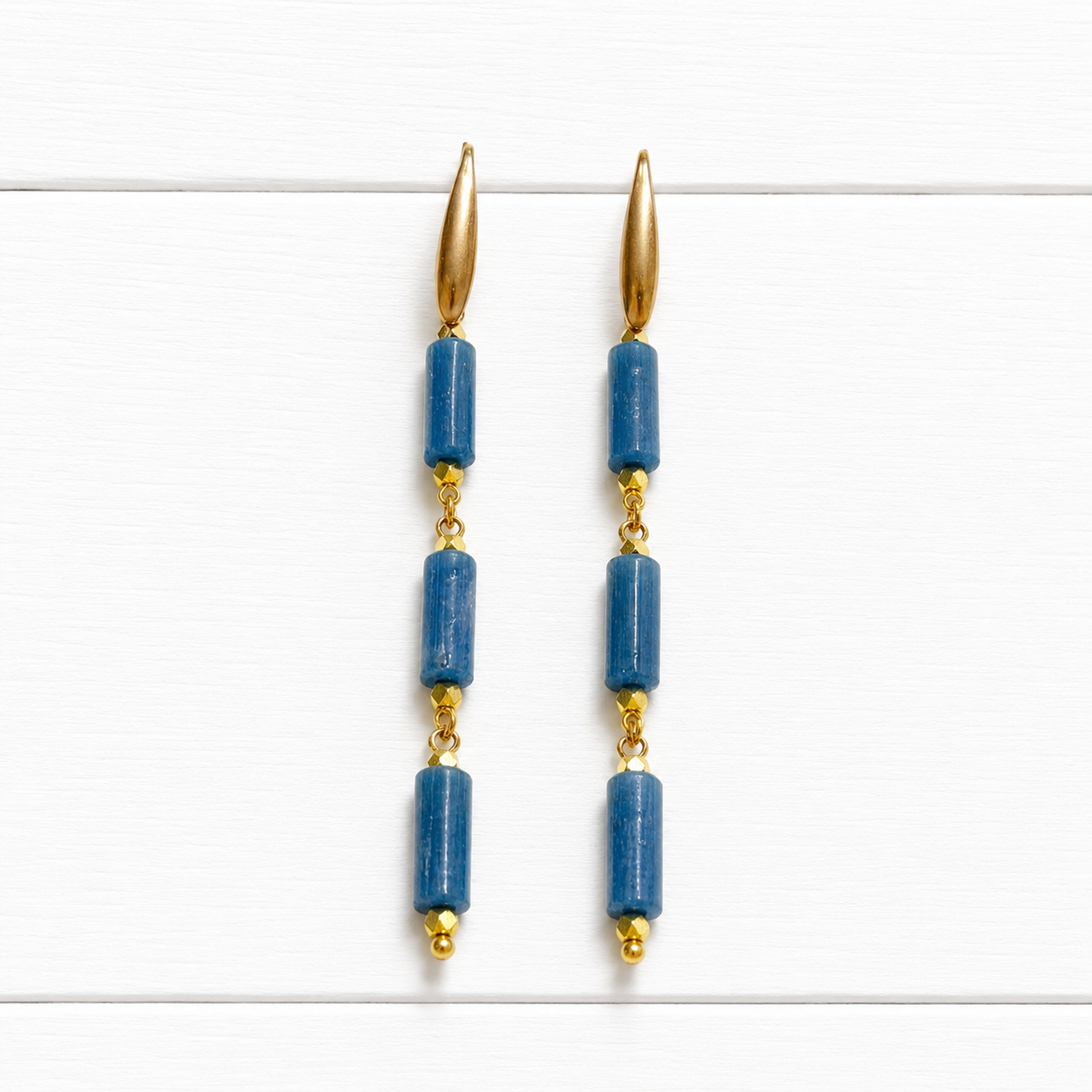 Pendientes tubos azul plomo