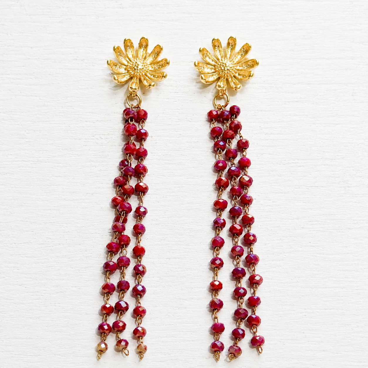 Pendientes flor cadenas rojo guinda