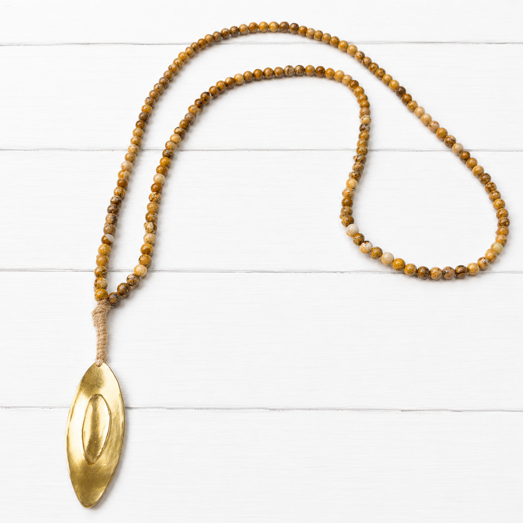 Collar jaspe tribal cuerda