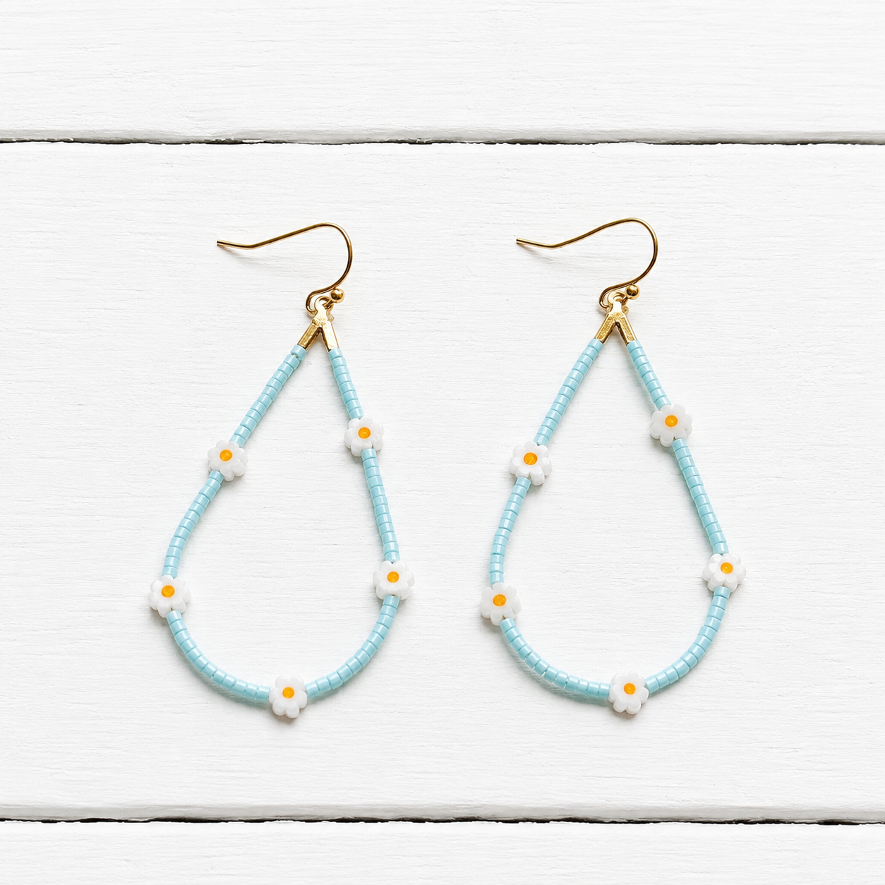 Pendientes gota margaritas azules