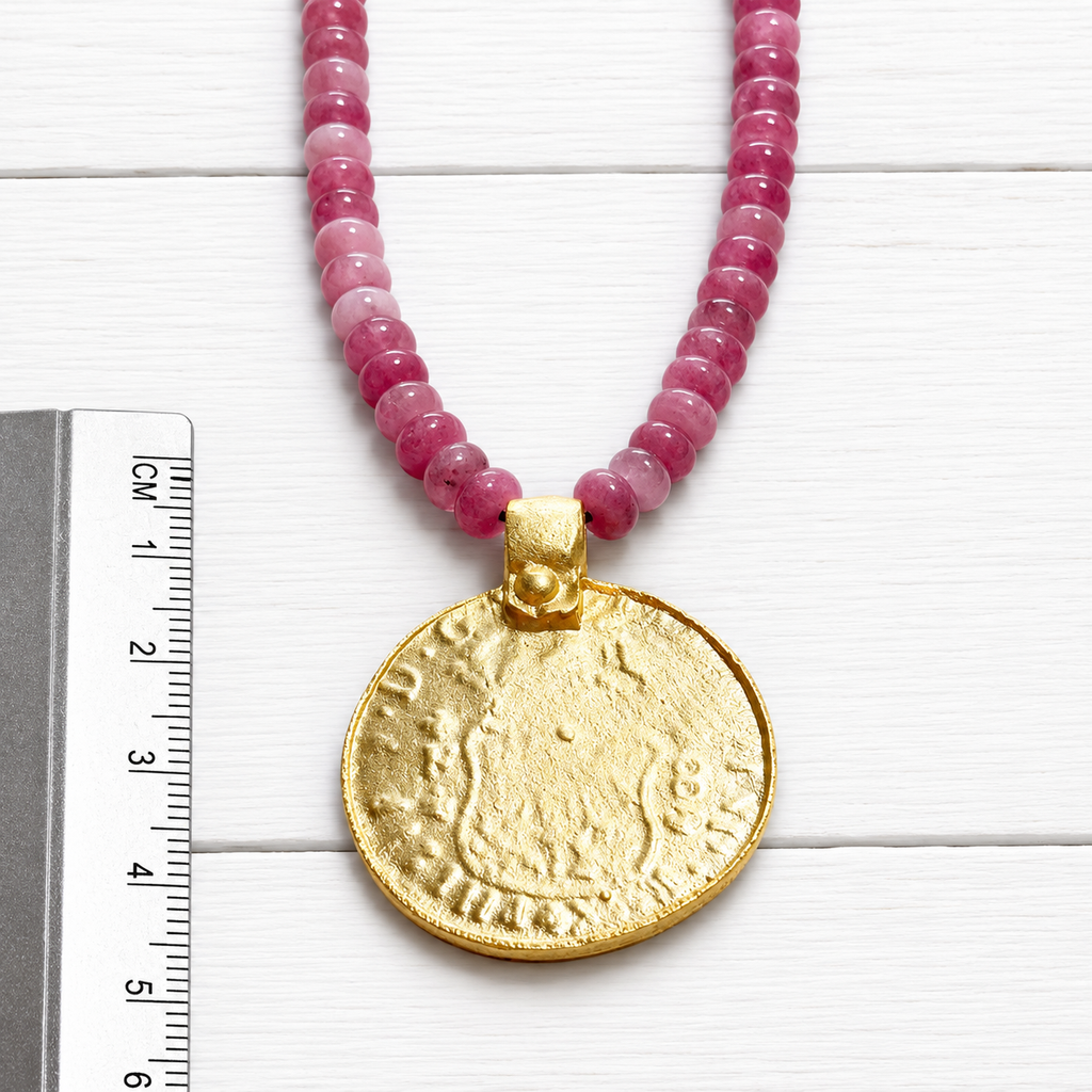 Gargantilla moneda piedras fresa