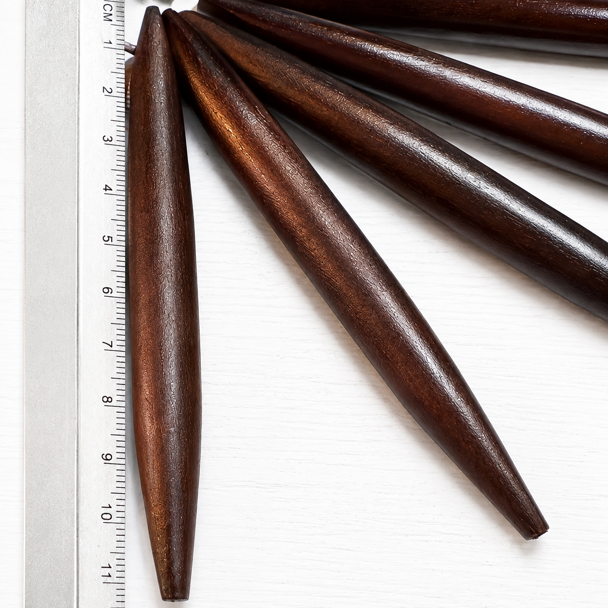 Gargantilla tribal madera