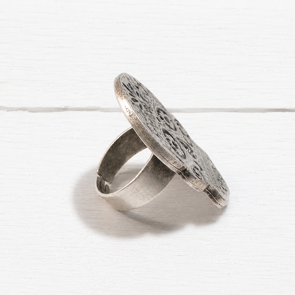 Anillo zamak plateado calavera