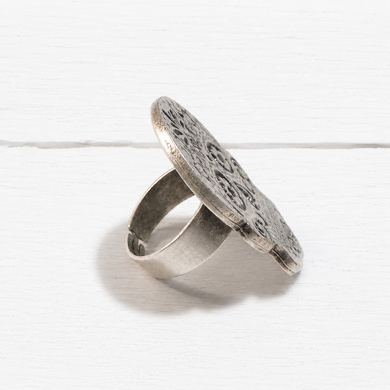 Anillo zamak plateado calavera