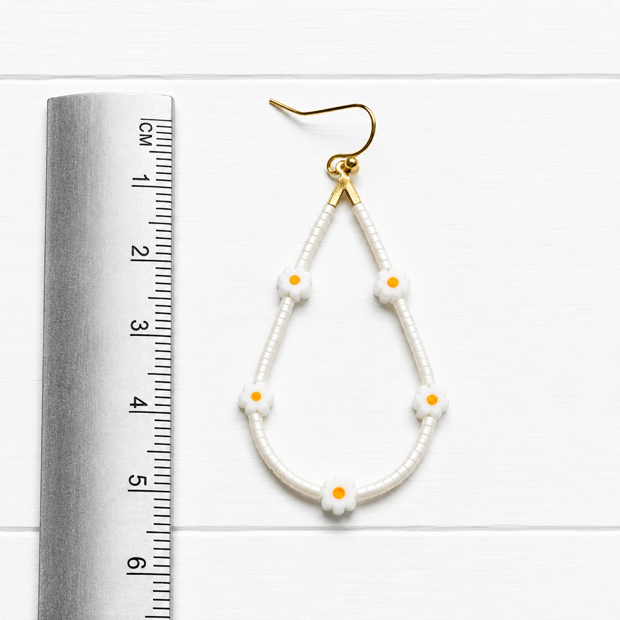 Pendientes gota margaritas natural