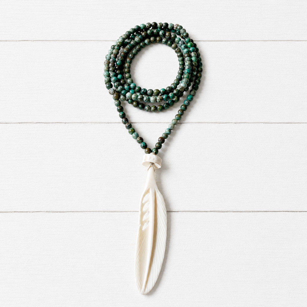 Collar pluma hueso boho