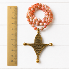 Collar tribal piedras rosas