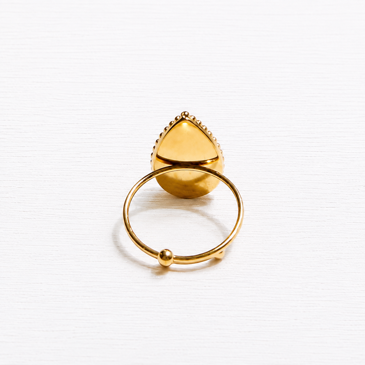 Anillo gota piedra amatista facetada