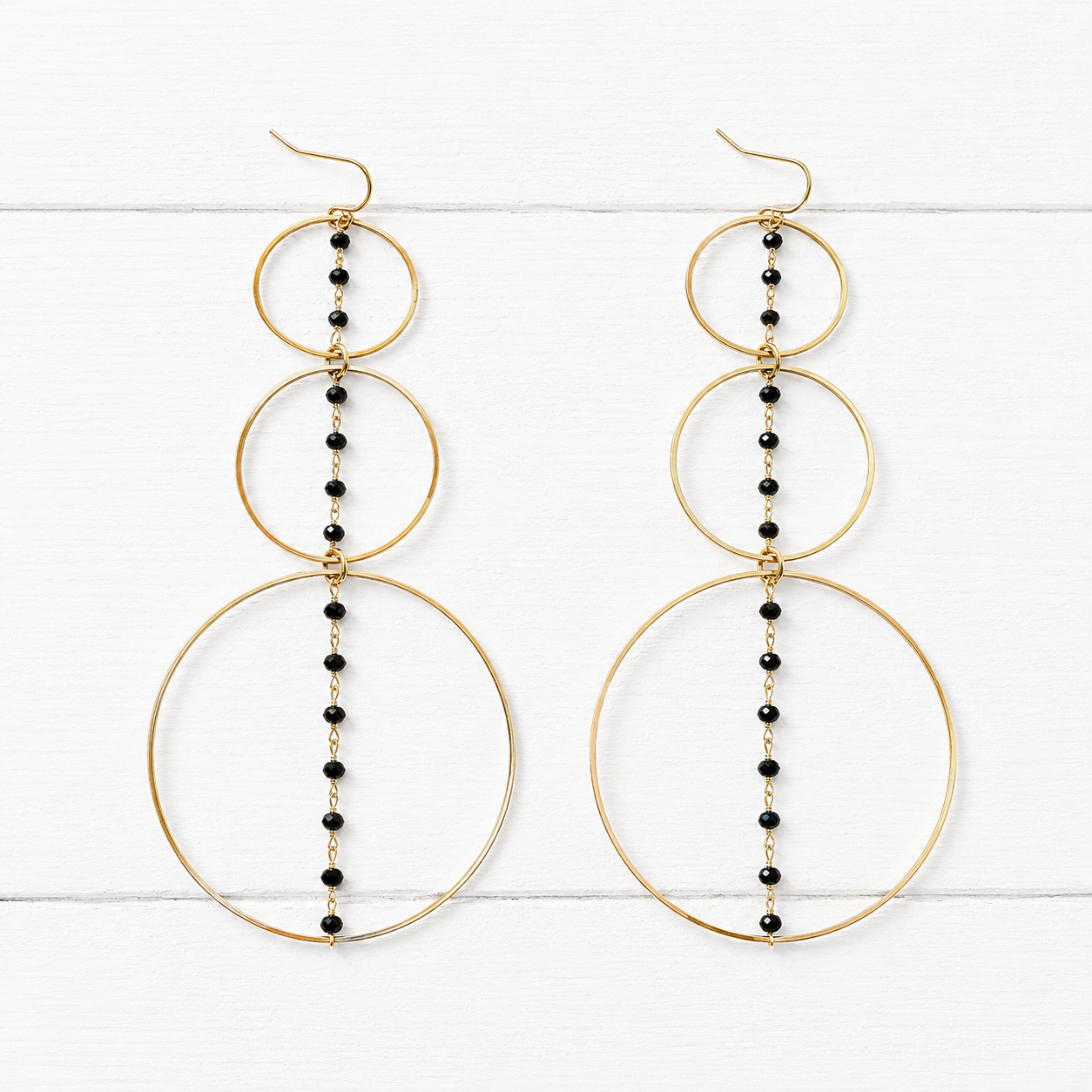 Pendientes triple aro cadena negro