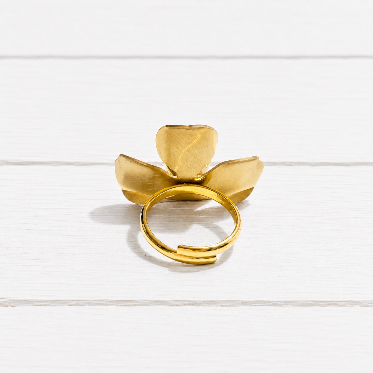 Anillo flor cuatro pétalos