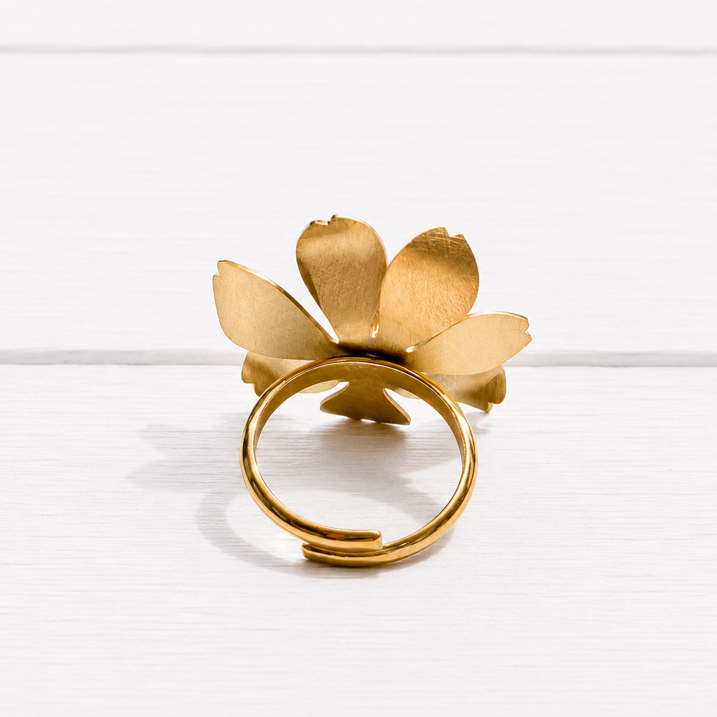 Anillo flor acero
