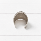 Anillo bola rayada zamak hipoalergénico plateado mate