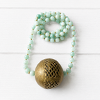 Collar piedra agua bola bronce dorada