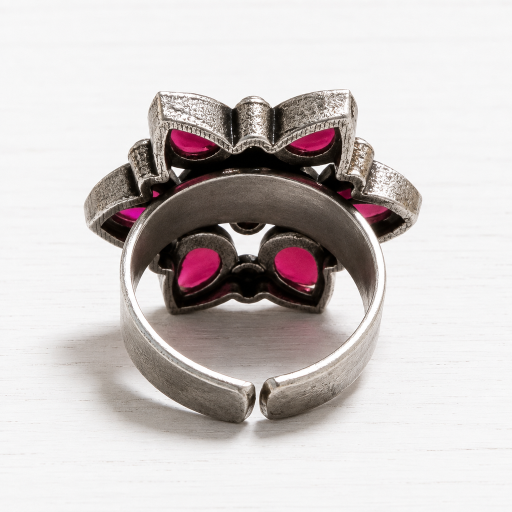 Anillo latón plateado piedras granate