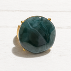 Anillo metal dorado resina verde elástico